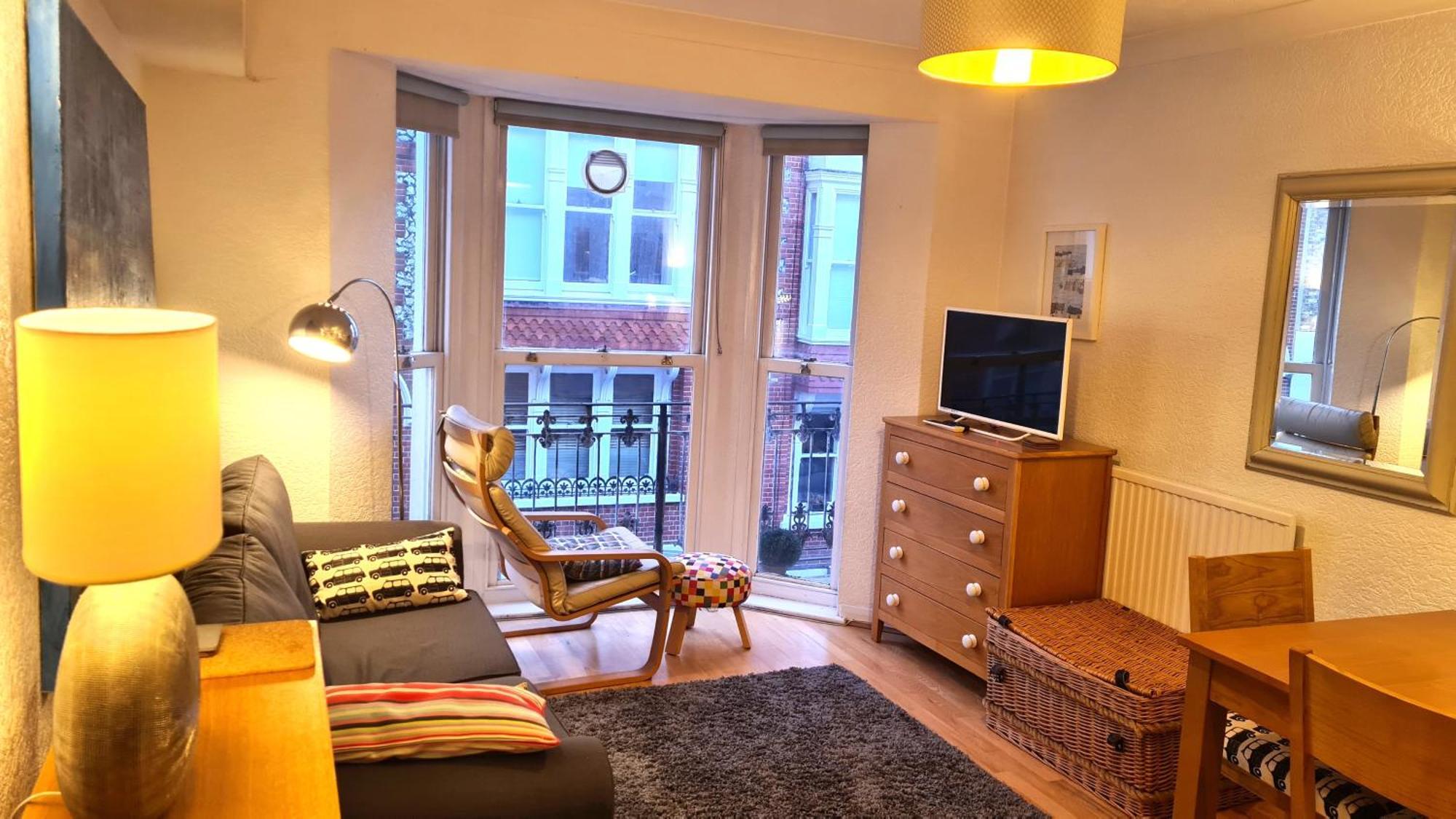 Burlington Beach Apartments Brighton Екстер'єр фото