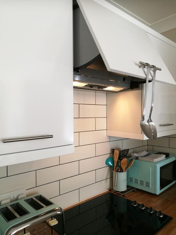 Burlington Beach Apartments Brighton Екстер'єр фото